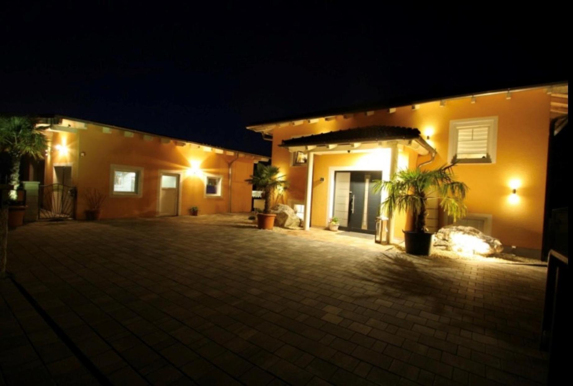 5 Sterne Centurion Ferienhaus Villa 2 Pools 86 Zoll Tv Aldersbach Экстерьер фото